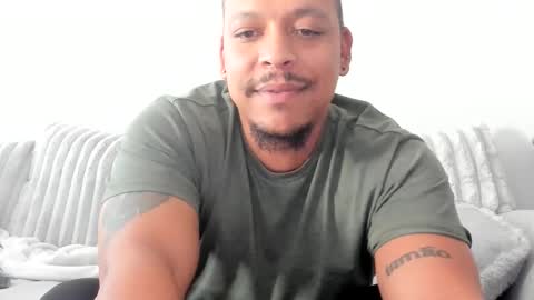 caramelizedzeus online show from October 2025 06:19:02 PM