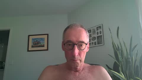 Snapshot of caressluving chatting on July 2026 08:55:01 PM Caressluving online show from July 2026 08:55:01 PM