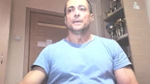 Laz online show from October 2025 09:43:02 AM