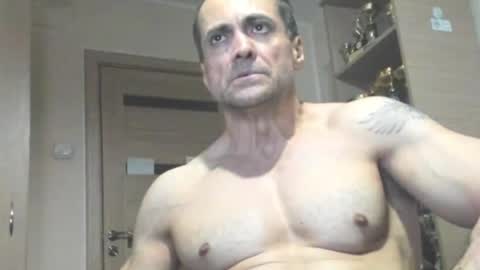 Snapshot of carin_the_body chatting on June 2026 06:46:02 PM Laz online show from June 2026 06:46:02 PM