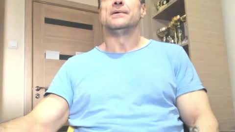 Snapshot of carin_the_body chatting on June 2026 02:54:01 PM Laz online show from June 2026 02:54:01 PM