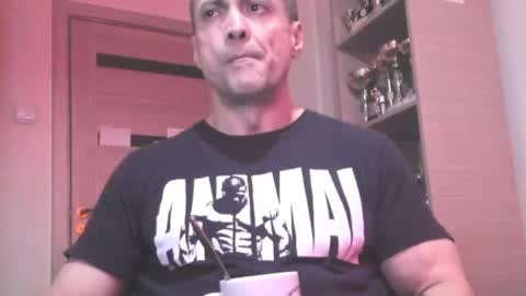 Snapshot of carin_the_body chatting on June 2026 03:40:01 AM Laz online show from June 2026 03:40:01 AM