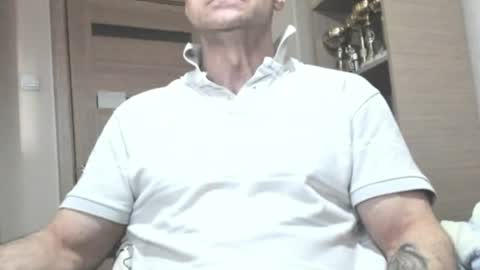 Snapshot of carin_the_body chatting on June 2026 03:14:02 PM Laz online show from June 2026 03:14:02 PM