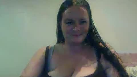 Snapshot of carinabro10 chatting on September 2025 09:25:02 AM carinabro10 online show from September 2025 09:25:02 AM