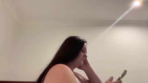 carinabro10 online show from June 2026 08:35:02 AM