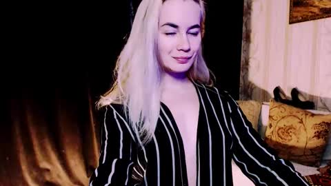 Carin online show from December 2025 09:20:02 PM