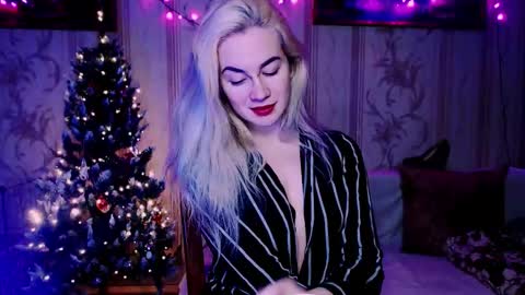 Snapshot of carinfox chatting on January 2026 03:08:02 AM Carin online show from January 2026 03:08:02 AM