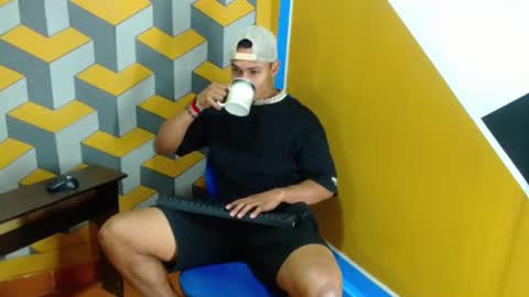 Snapshot of carl_jhonson1 chatting on January 2025 02:41:01 PM carl_jhonson1 online show from January 2025 02:41:01 PM