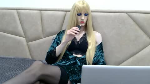 Snapshot of carla_rosson chatting on June 2026 10:05:02 PM sexy online show from June 2026 10:05:02 PM