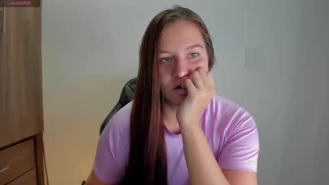 Snapshot of carlaa_smith chatting on September 2025 09:07:02 PM Carla Smith online show from September 2025 09:07:02 PM