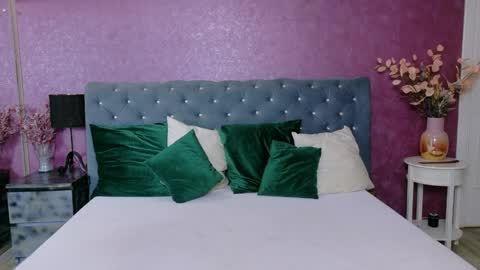 carlareys online show from April 2026 04:21:02 AM