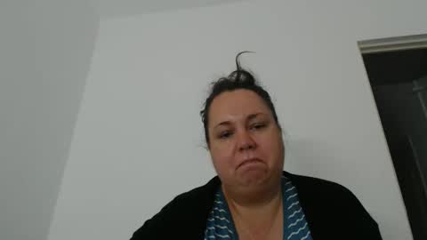 Carlaruth online show from April 2026 02:31:01 AM