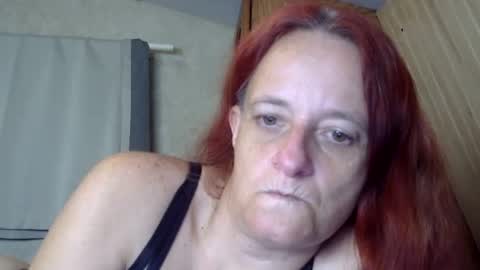 carleeswoman08 online show from December 2024 05:23:02 PM