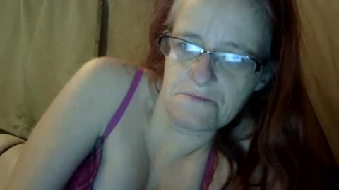 carleeswoman08 online show from January 2025 01:23:02 PM