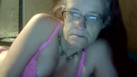 carleeswoman08 online show from March 2026 11:26:01 AM