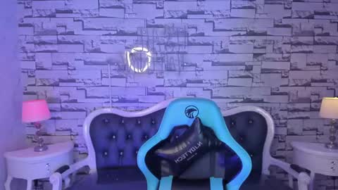 CARLYE   online show from December 2024 04:13:01 AM