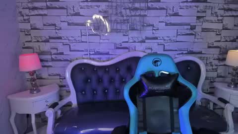 CARLYE   online show from December 2024 04:19:01 AM