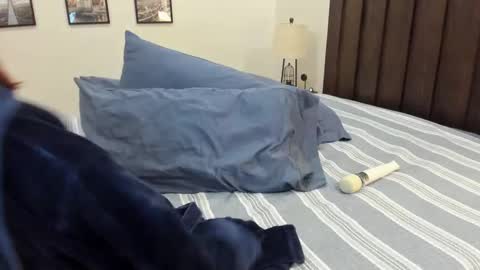 Carlie online show from December 2024 05:48:01 AM