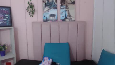 CARLIN GIMENES online show from September 2025 01:02:01 PM