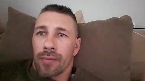 Snapshot of carloscadiz11 chatting on November 2025 02:41:01 PM carloscadiz11 online show from November 2025 02:41:01 PM