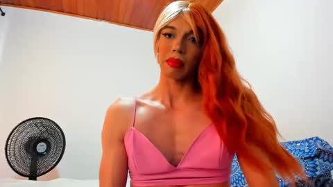 LisaGreyson online show from April 2026 07:11:02 PM