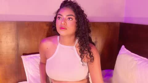 Carly Monroe  online show from October 2025 10:14:02 PM