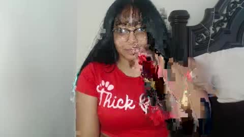 Snapshot of carmellovekisses chatting on September 2025 08:14:01 PM CARAMEL xoxo online show from September 2025 08:14:01 PM