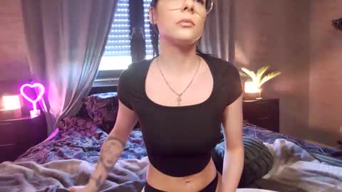 Luci online show from October 2025 07:45:02 AM