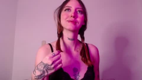 Snapshot of carmennrusso chatting on October 2025 11:40:01 PM carmennrusso online show from October 2025 11:40:01 PM