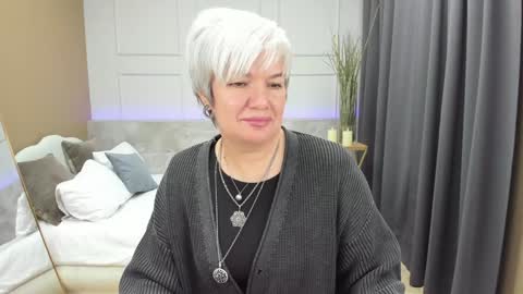 Snapshot of carmensoft chatting on December 2024 09:09:02 PM Carmen online show from December 2024 09:09:02 PM