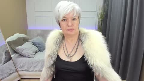 Snapshot of carmensoft chatting on December 2024 03:11:02 AM Carmen online show from December 2024 03:11:02 AM