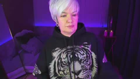 Snapshot of carmensoft chatting on January 2025 08:28:02 PM Carmen online show from January 2025 08:28:02 PM