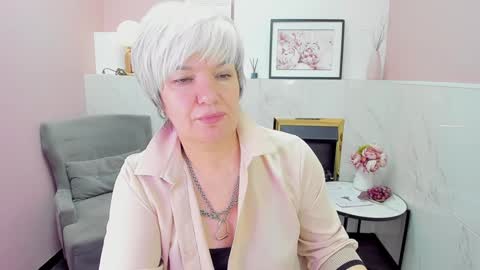 Snapshot of carmensoft chatting on January 2025 02:57:01 AM Carmen online show from January 2025 02:57:01 AM