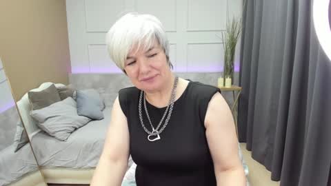 Snapshot of carmensoft chatting on January 2025 04:48:02 AM Carmen online show from January 2025 04:48:02 AM