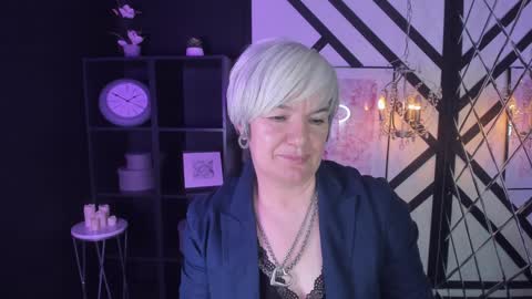 Snapshot of carmensoft chatting on January 2025 01:21:02 AM Carmen online show from January 2025 01:21:02 AM