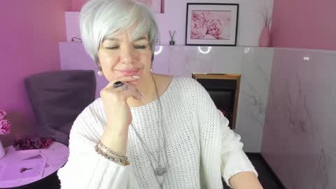 Snapshot of carmensoft chatting on January 2025 08:56:02 PM Carmen online show from January 2025 08:56:02 PM