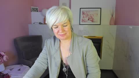 Snapshot of carmensoft chatting on February 2025 04:21:01 AM Carmen online show from February 2025 04:21:01 AM