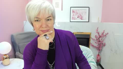 Snapshot of carmensoft chatting on September 2025 08:54:01 PM Carmen online show from September 2025 08:54:01 PM