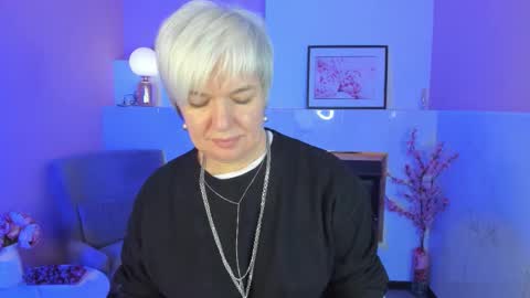 Snapshot of carmensoft chatting on September 2025 08:45:01 PM Carmen online show from September 2025 08:45:01 PM