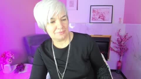 Snapshot of carmensoft chatting on October 2025 08:53:02 PM Carmen online show from October 2025 08:53:02 PM