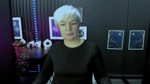 Snapshot of carmensoft chatting on December 2025 08:46:01 PM Carmen online show from December 2025 08:46:01 PM