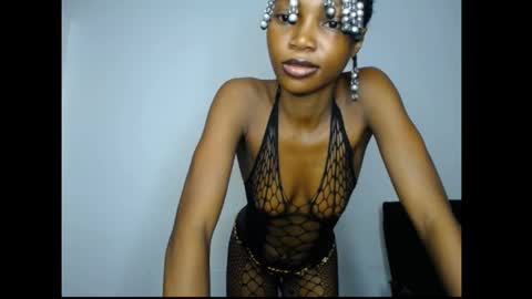 caroline online show from May 2026 05:04:02 AM