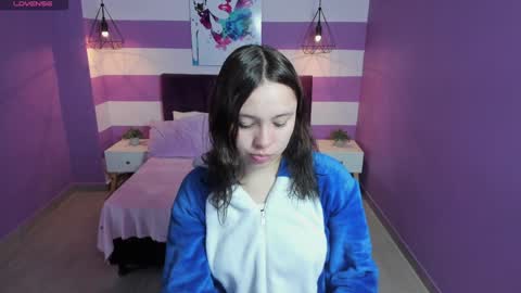 Snapshot of carol_pinter chatting on January 2025 04:08:01 AM Carol online show from January 2025 04:08:01 AM