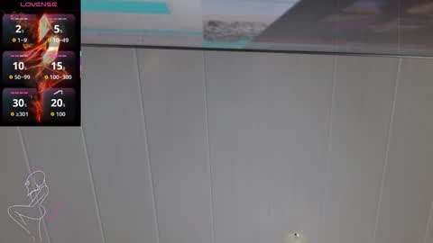 Caroline online show from November 2025 01:32:02 PM