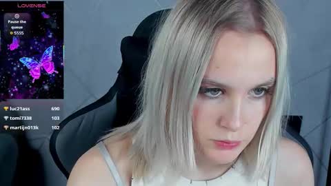 Carol online show from December 2025 09:46:02 PM