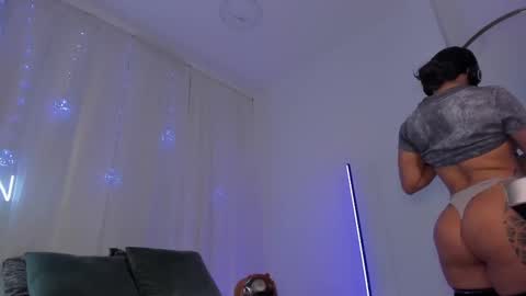 Snapshot of carolina_gaita chatting on February 2025 06:05:02 PM carolina_gaita online show from February 2025 06:05:02 PM