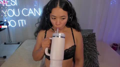 Snapshot of carolina_gaita chatting on February 2025 02:01:01 PM carolina_gaita online show from February 2025 02:01:01 PM