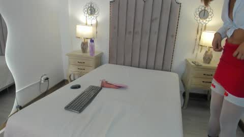 Snapshot of carolina_rouse_ chatting on January 2026 11:37:02 AM Carolina online show from January 2026 11:37:02 AM