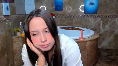 Snapshot of carolina_sky chatting on December 2025 01:46:02 AM carolina_sky online show from December 2025 01:46:02 AM