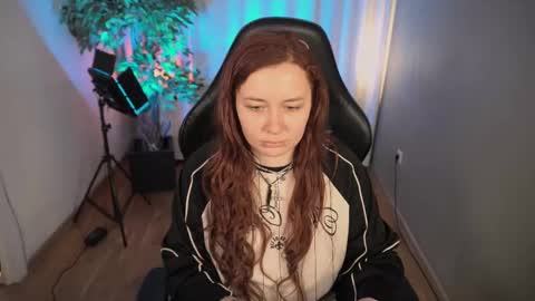 Snapshot of carolina_winter chatting on March 2025 01:16:02 PM Mira online show from March 2025 01:16:02 PM